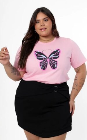 T-SHIRT PLUS SIZE BORBOLETA ROSA