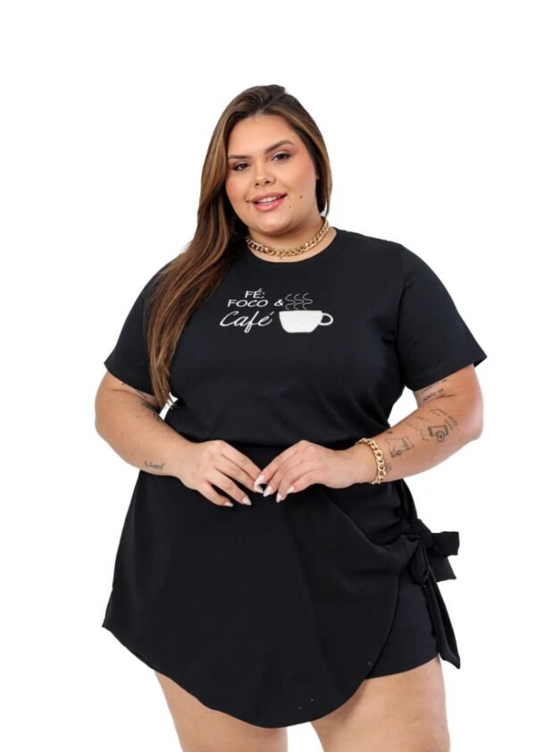 T-SHIRT PLUS SIZE CAFÉ PRETA