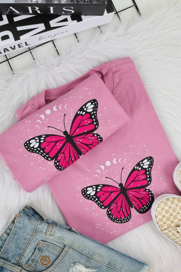 T-SHIRT BORBOLETA ROSA CLARO