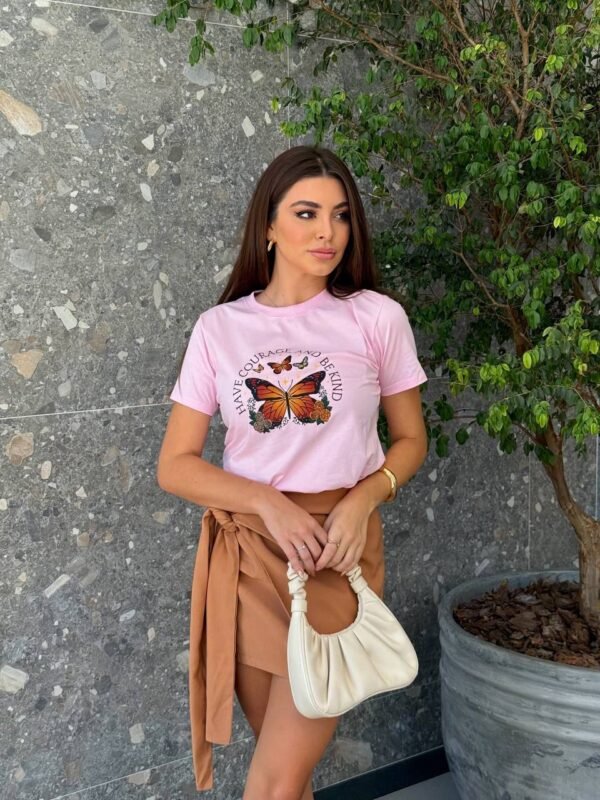 T-SHIRT BORBOLETA  ROSA CLARO
