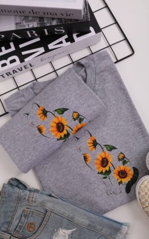 T-SHIRT NIKE FLORES CINZA