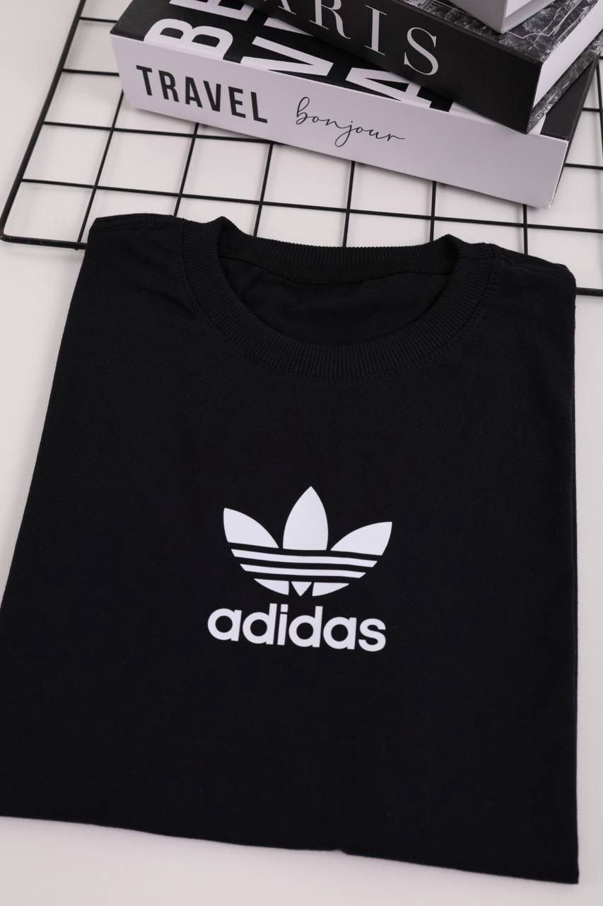 T-SHIRT ADIDAS PRETA - M