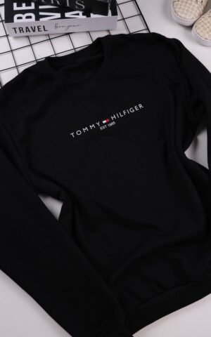MOLETOM TOMMY PRETO