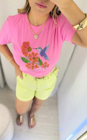 T-SHIRT BEIJA FLOR ROSA