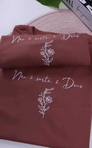 T-SHIRT NÃO É SORTE TERRACOTA