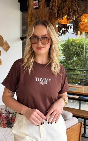 T-SHIRT TOMMY MARROM